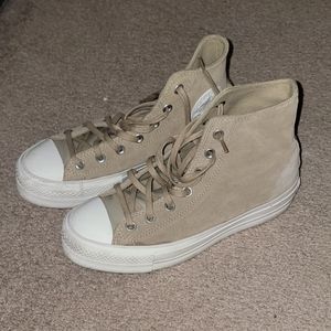 PLATFORM CONVERSE